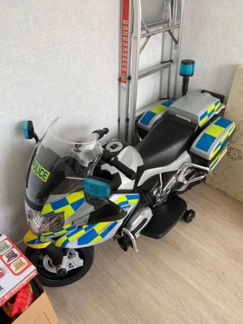 Voiture électrique pour enfants 