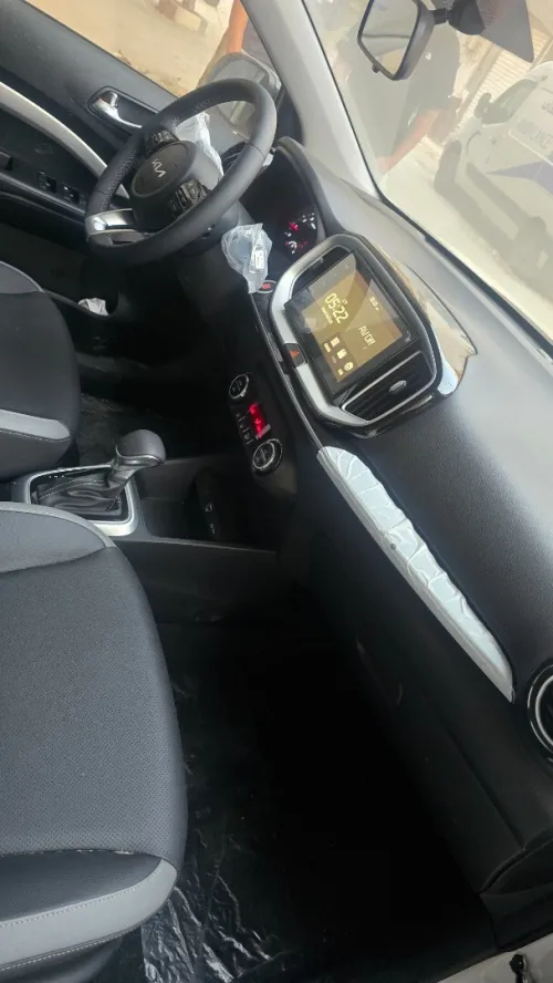 Kia KX1 2026 00 conteur
