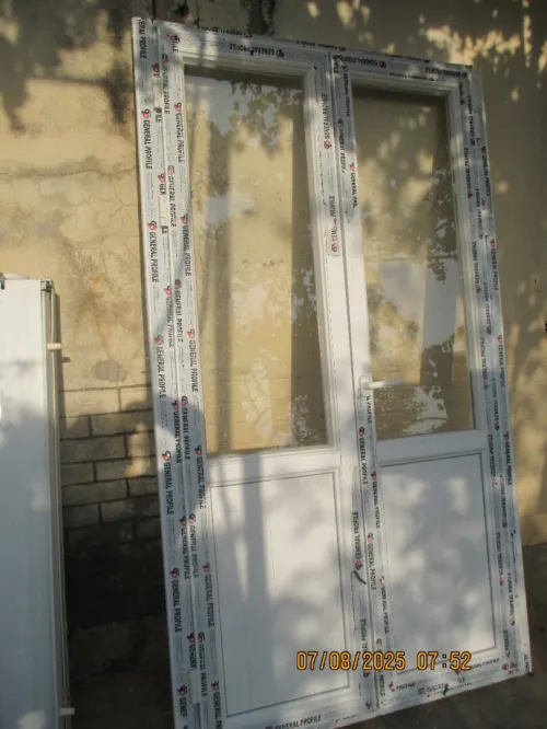 Porte balcon Très bonne état en PVC