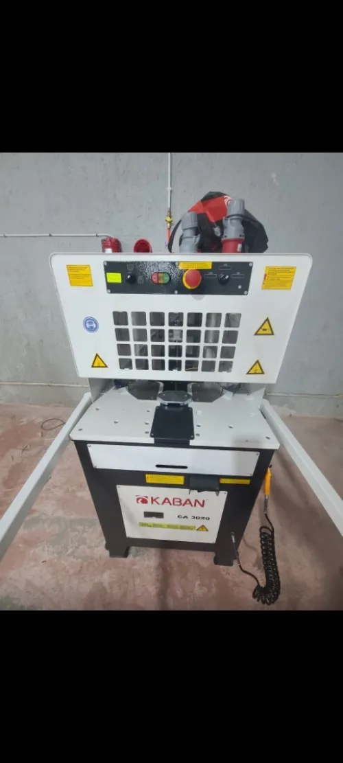 Machine PVC Ebavereuse