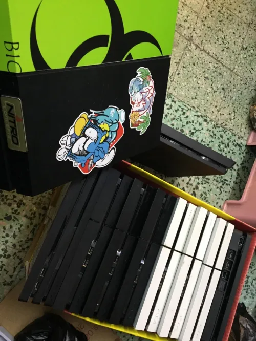 ps4 fat-slim-pro flashi