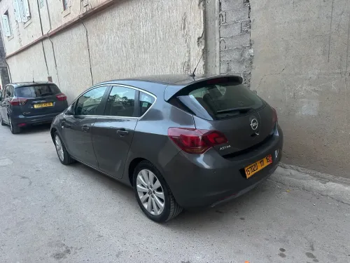 Opel Astra 2011 Astra