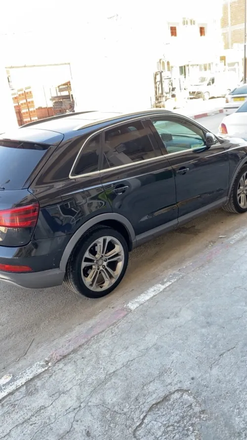 Audi Q3 2013 