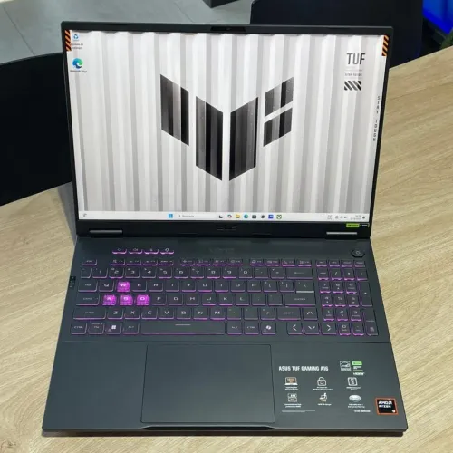 Asus tuf A16 ryzen 9 RTx 5070 32GB/1TO