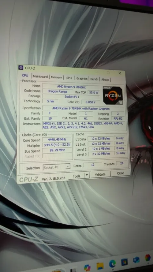 Asus Rog Strix G17 Ryzen 9 7845HX RTX 4060 8GB 140w