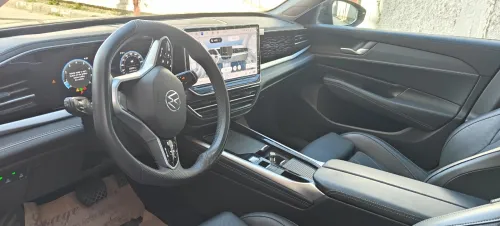 Volkswagen Passat 2025 Pro