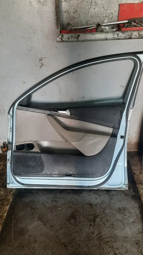 3 PORTE PASSAT B6  
