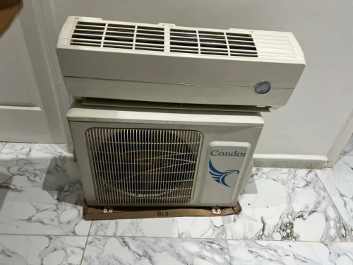 Climatiseur condor 9000 en panne de moteur