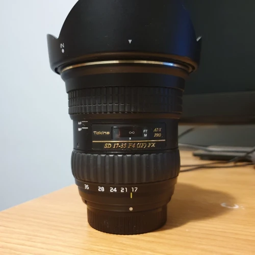 Tokina 17-35mm f4 ( NIKON FX ) LENS 17MM 21MM 28MM 35MM