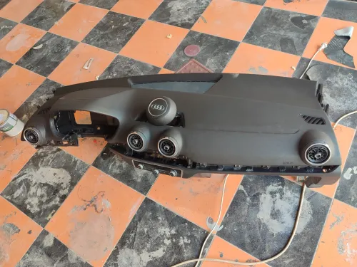 Maintenance et réparation des airbags