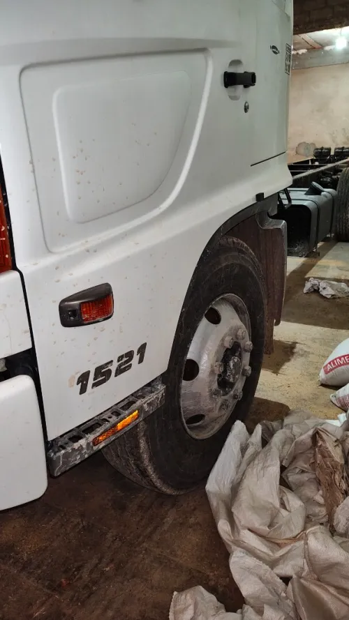 Hino 500 Mecanique 1521 2014