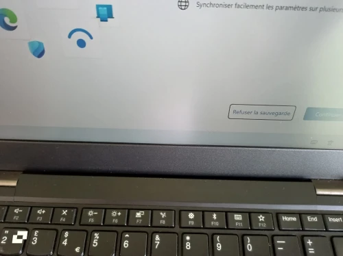 Andi 3 laptop nlikidi fihoum