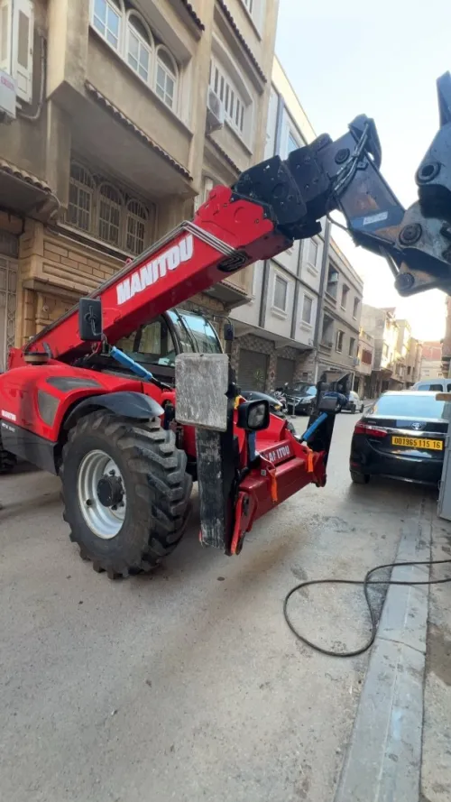 Location Clark 10/15/18/20/28 tonne et manito 18 mètre 