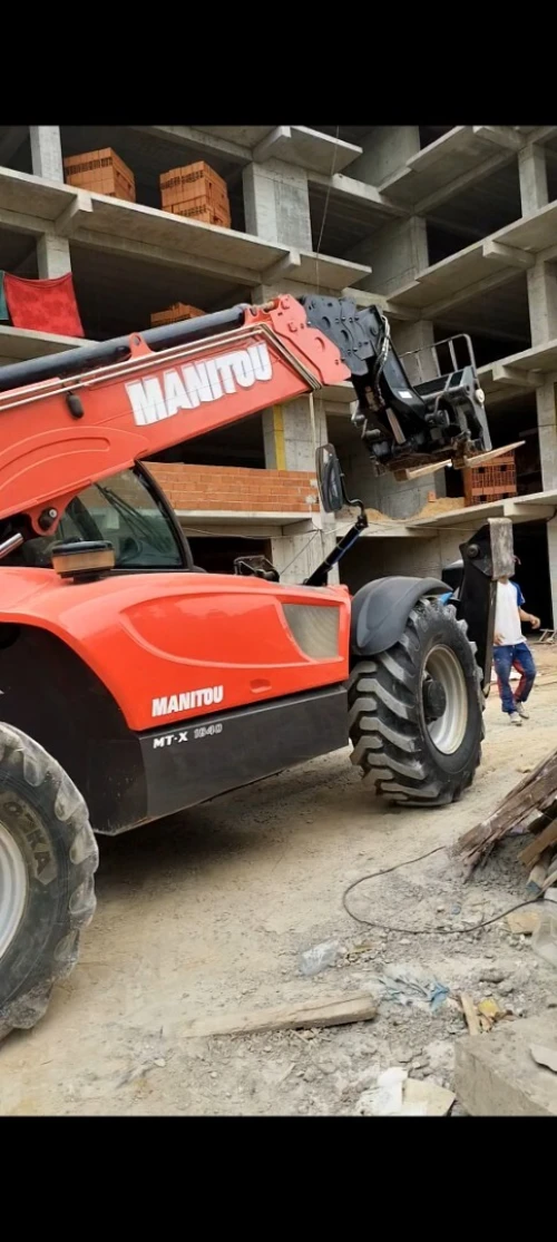 Location grue moobill 25/40/50/70/100/200tonne
