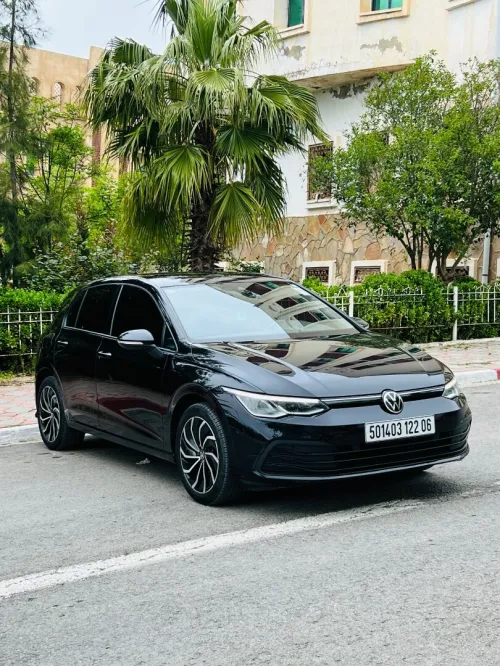 Volkswagen Golf 8 2022 Active