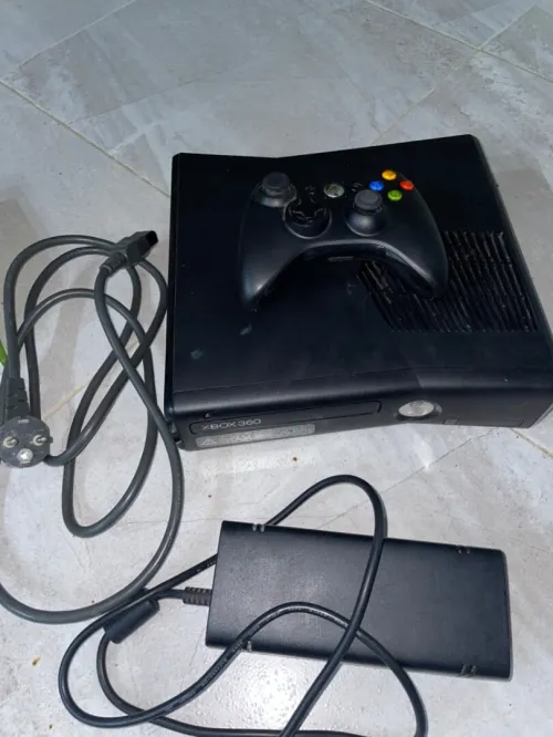 Xbox 360 noir 250giga