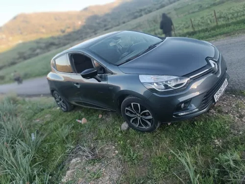 Renault Clio 4 2019 Limited 2