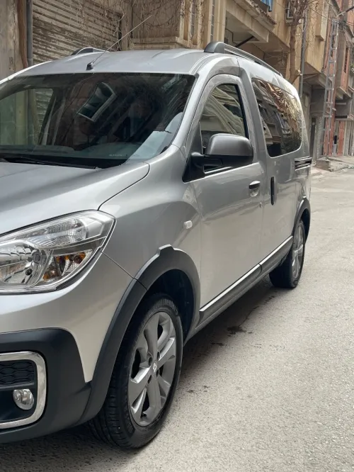 Renault Kangoo 2024 Evolution