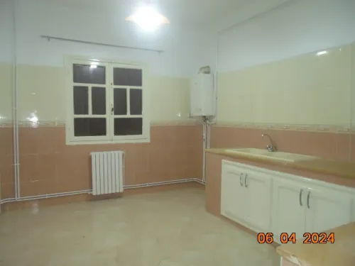 Vente Appartement F7 Tipaza Douaouda