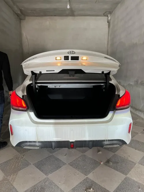 MG MG5 2026 M5