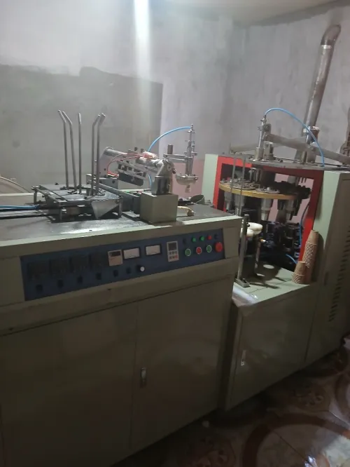 Machine Fabrication des gobelets en papier  صناعة الاكواب الورقية