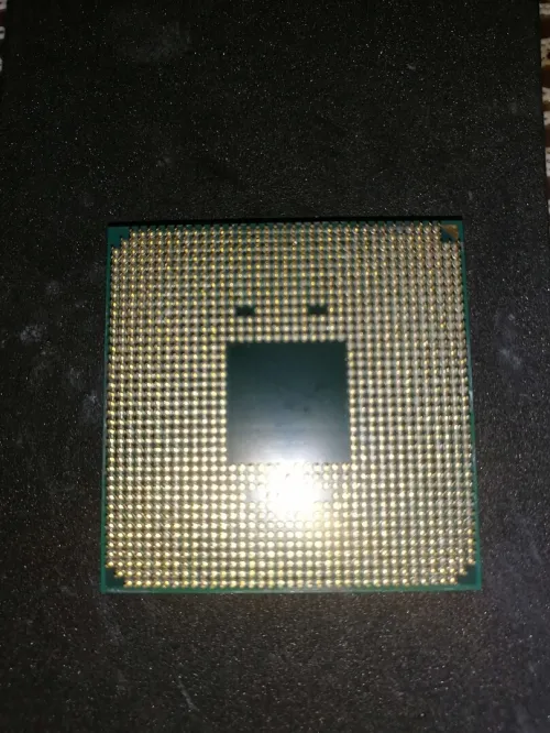  AMD RYZEN 3 3100 AVEC VENTILATEUR