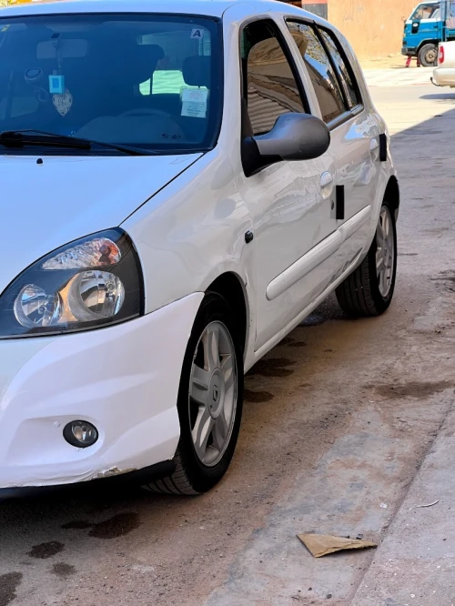 Renault Clio Campus 2012 Bye bye