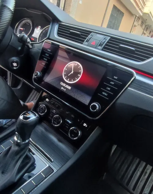 Skoda Superb 2021 Laurin&Klement
