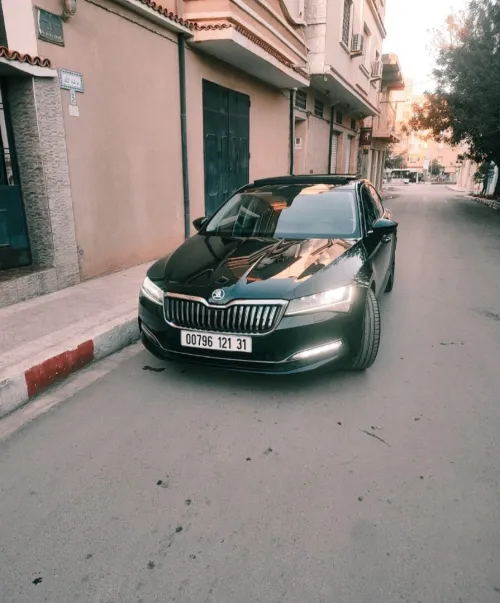 Skoda Superb 2021 Laurin&Klement