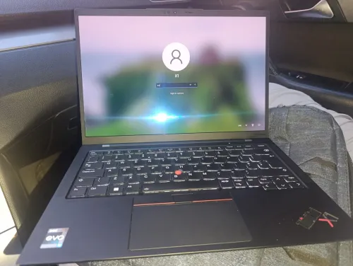 LENOVO THINKPAD X1 CARBON GEN11 I7-13th 16G 512G SSD 14 Inch 2.8K OLED