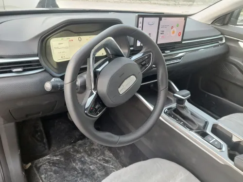 Geely Emgrand 2026 