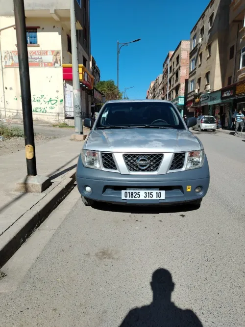 Nissan Navara 2015 Simple Cabine