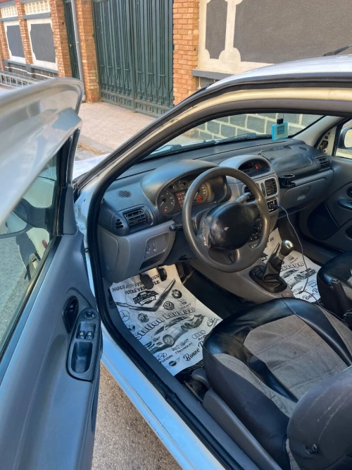 Renault Clio 2 2001 Clio 2