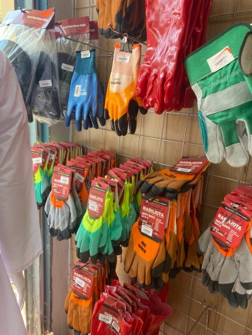 vente et fabriquation des vetement de travail et equipement de protection 