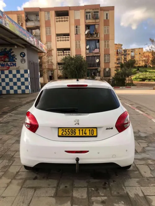 Peugeot 208 2014 Allure