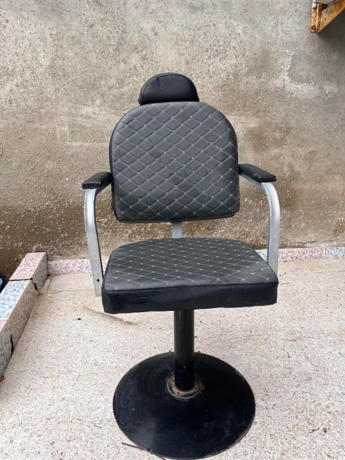 كرسي حلاقة chaise de coiffeur
