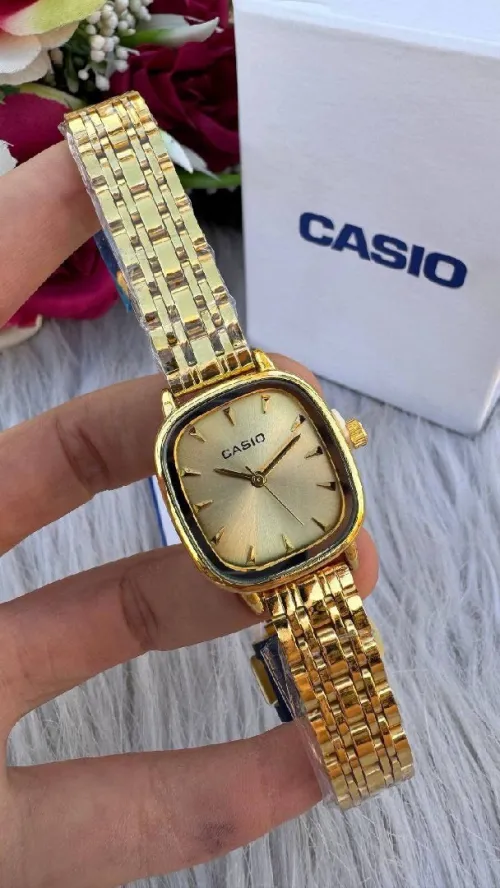 ساعة نسائية ، Montre pour femme