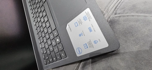 DELL INSPIRON 15