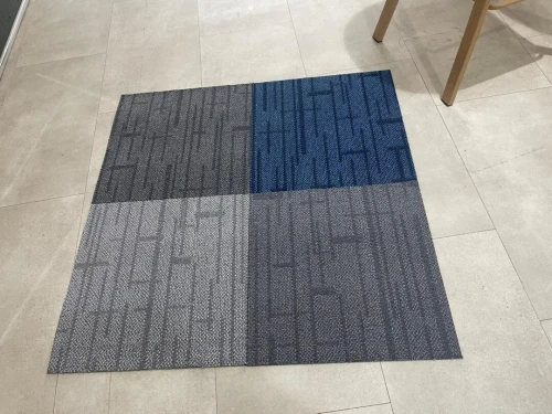 moquette en dalles 50x50