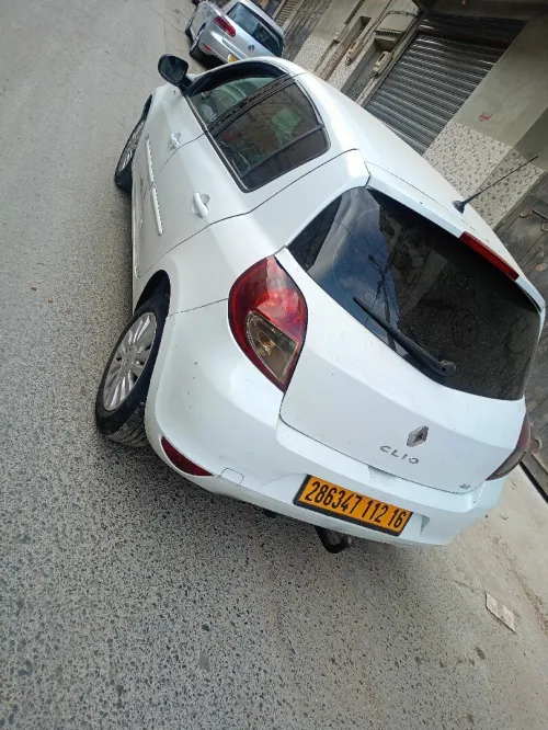 Renault Clio 3 2012 Night and Day