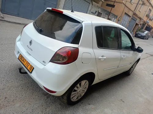 Renault Clio 3 2012 Night and Day