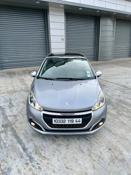 Peugeot 208 2019 Allure Facelift