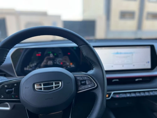 Geely Coolray 2025 