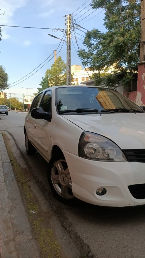 Renault Clio 2 2013 Bay bay