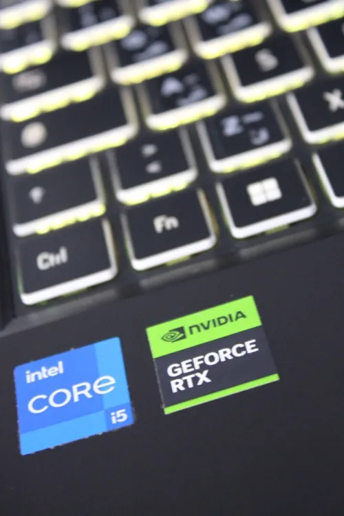 pc gamer erazer e30e 