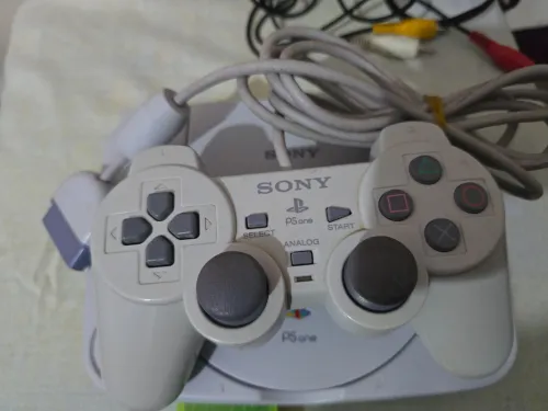 PlayStation One Original Gravée - أصلي  مفلاش مع ألعاب
