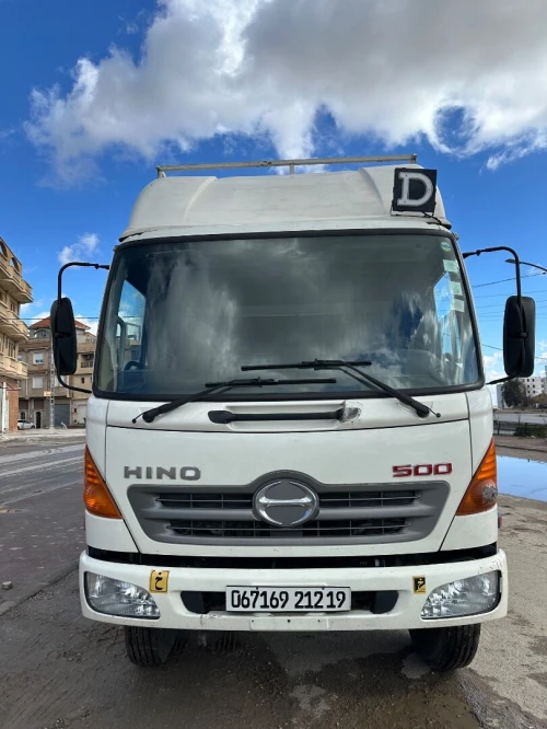 Hino 1221 2012