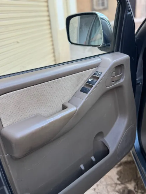 Nissan Navara 2011 Elegance 4x4