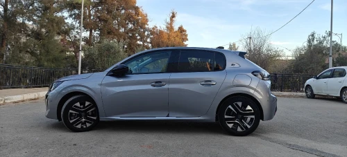 Peugeot 208 2024 Allure Pack