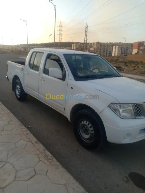 Nissan Navara 2012 Elegance 4x2